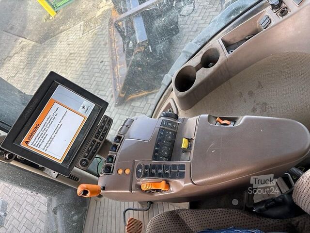 Ciągnik John Deere 8320RT