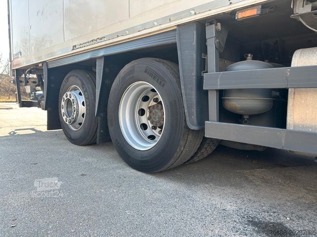 Camion frigorifique DAF XF440  Kühlkoffer Carrier Bi-Temp 1250Mt LBW 2t.