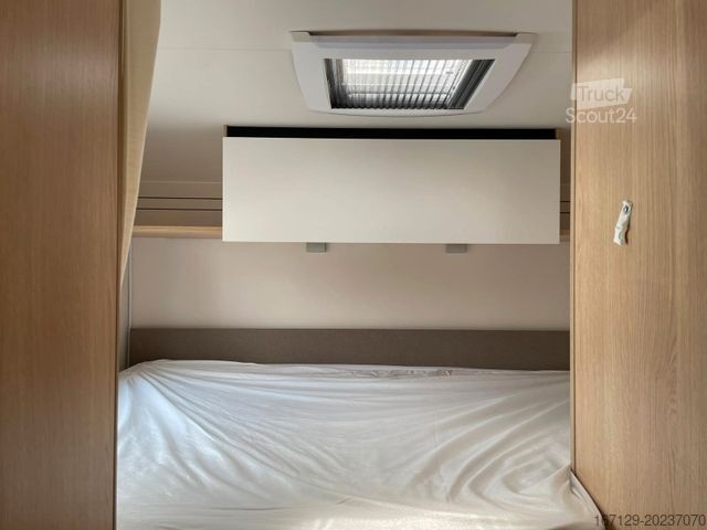 Alcove camper LMC Tourer Alkoven A 690 FIAT (für 6 Personen)