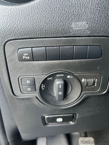 Dobozos furgon MERCEDES-BENZ Vito 114 EXTRALANG KLIMA TEMPOMAT KAMERA 3-SITZE