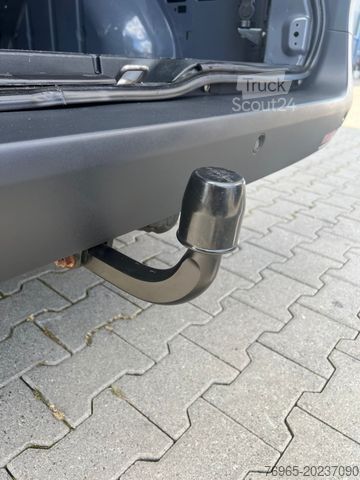 Dobozos furgon MERCEDES-BENZ Vito 114 EXTRALANG KLIMA TEMPOMAT KAMERA 3-SITZE