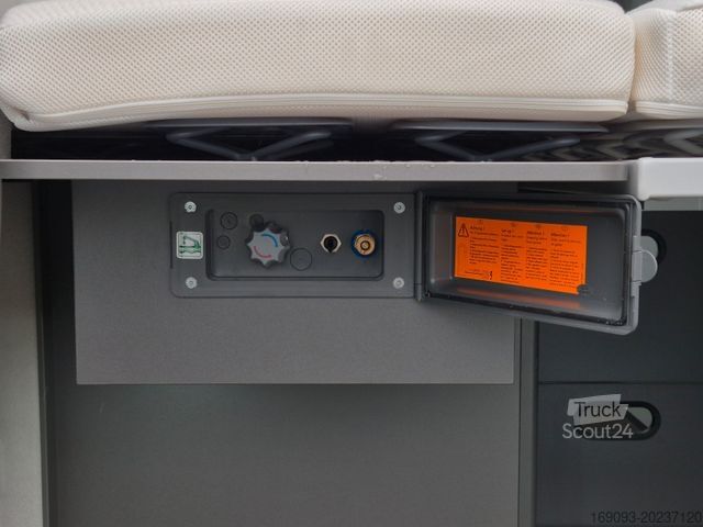 Autorulotă VOLKSWAGEN Grand California 600 *AHK*ACC*LED*TV*SOG*Markise