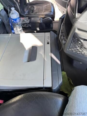 Standartinis vilkikas Volvo FH 550