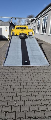 Dépanneuse Iveco Daily