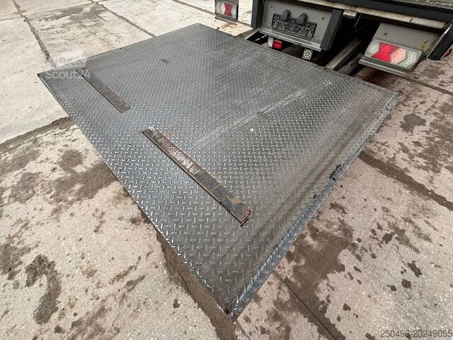 Prevoz v hladilniku/zamrzovalniku HFR KK18 Thermo King CT-10 / 5440 hours / box L=707...