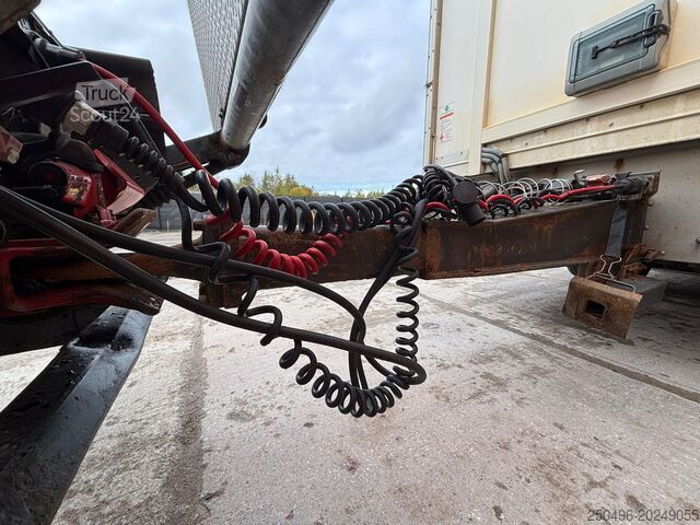 Transporte em frigorífico/congelador HFR KK18 Thermo King CT-10 / 5440 hours / box L=707...