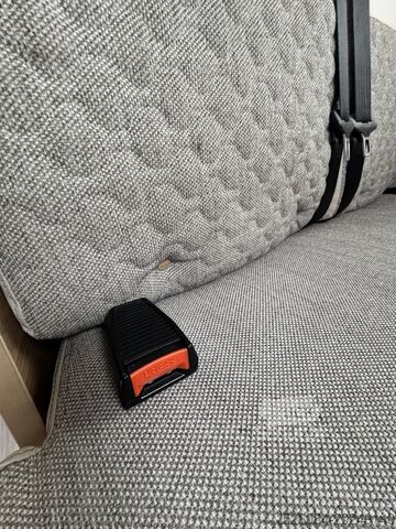 Camping-car semi-intégré Adria Matrix M 670 SL