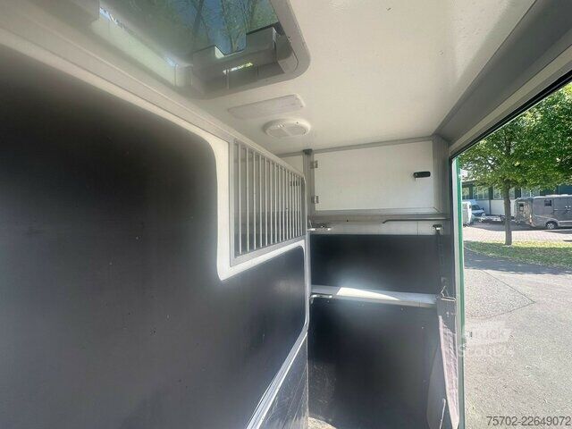 Van Mercedes-Benz Sprinter 319 STX 1-2 Pferde Hengsttrennung