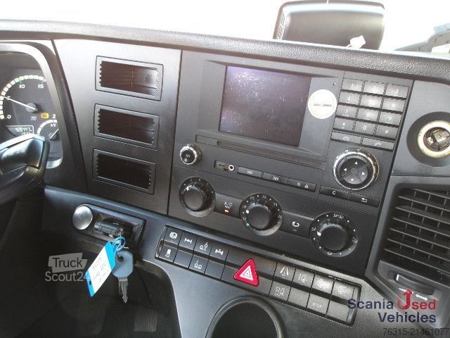 Camión de bebidas Mercedes-Benz Antos 2540 - Schwenkwandkoffer - AHK -