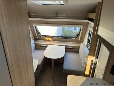 Caravan LMC Sassino 460 E Mover Markise Fahrradträger