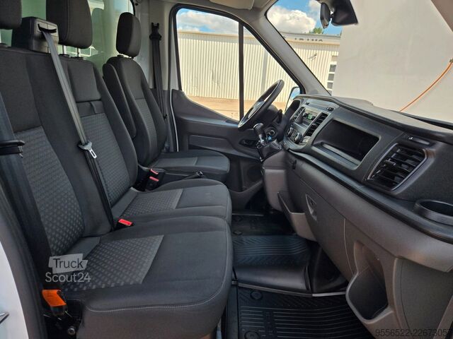 Fourgon tôlé FORD Transit Koffer Ladebordwand/AC/Tempomat