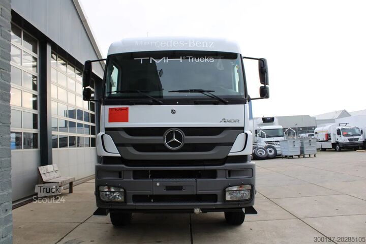 Kipper Mercedes-Benz Axor 3344 K 6x4 Tipper Truck