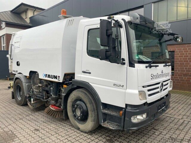 Camion à usage spécial Mercedes-Benz 1524 Atego 4x2 Faun Viajet