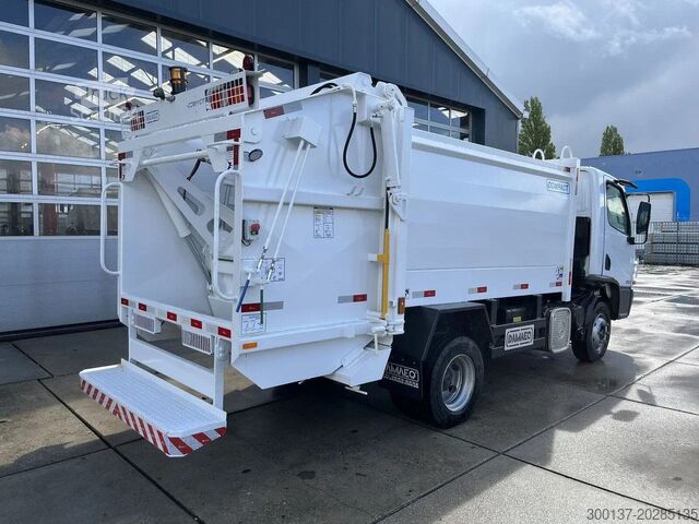 Véhicule de collecte des déchets Mercedes-Benz Accelo 815 4x2 Garbage Compactor (2 units) Acce...