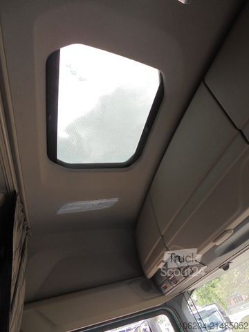 DAF Trucks Frankfurt GmbH DAF Trucks Frankfurt GmbH DAF Trucks Frankfurt GmbH