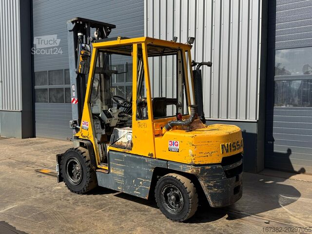 Вилочный погрузчик Nissan WGF03A45U