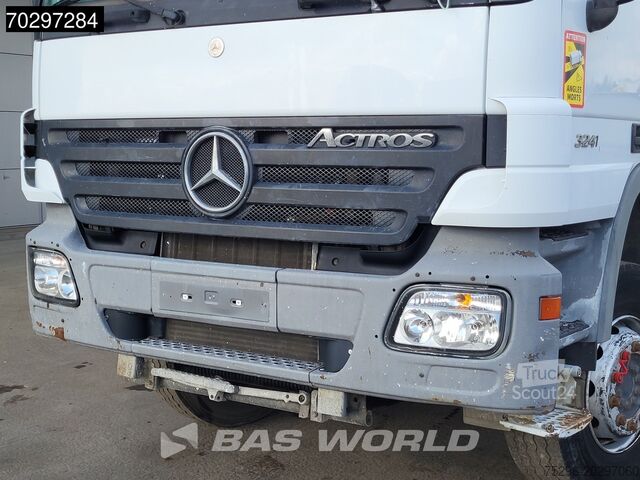 Pompe à béton Mercedes Actros 3241 8X4 7m3 Putzmeister PUMI Big-Axle S...