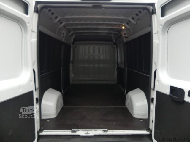 Dobozos furgon fiat Ducato Kasten 35 140 L4H2 KLIMA/KAM/DAB/EU6D