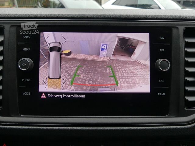 Панельний фургон Volkswagen Crafter Kasten 35 2.0 TDi MR LED/AHK/KAM/DAB/NAVI