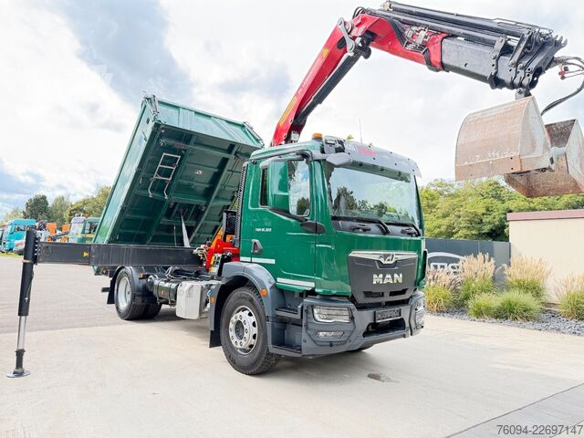 Pašizgāzējs kravas automašīna MAN TGM 18.320 4x2 Kipper KRAN 15m FUNK AHK