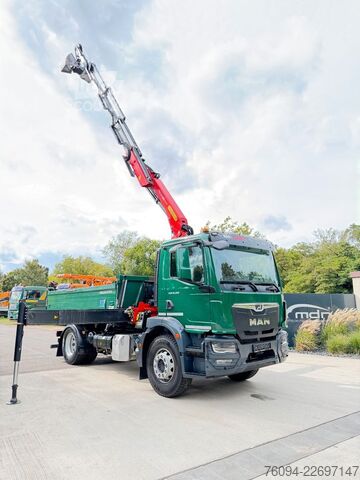 Pašizgāzējs kravas automašīna MAN TGM 18.320 4x2 Kipper KRAN 15m FUNK AHK
