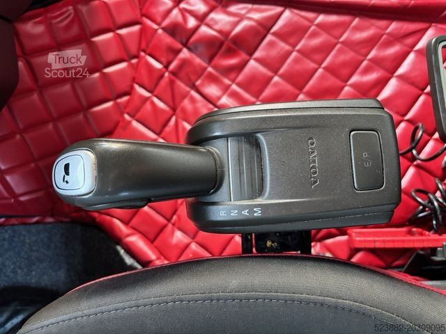 Великооб’ємний тягач VOLVO FH460 MEGA*ACC*NAVI*MA*2x Tank*DUAL CLUTCH