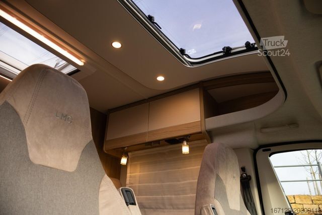 Camping-car semi-intégré LMC Cruiser V 646 G