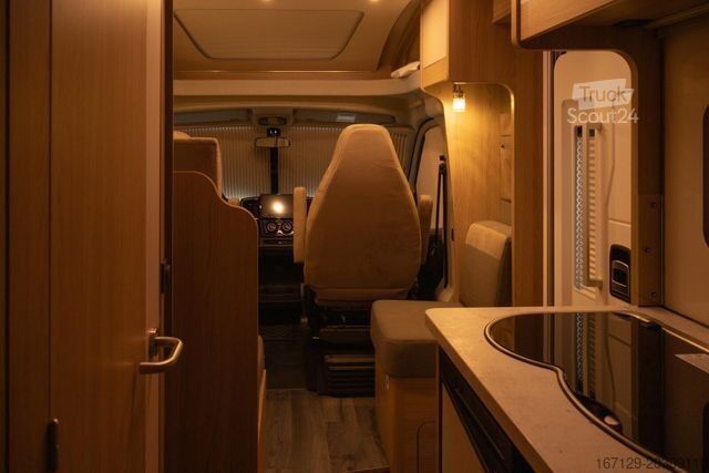 Camping-car semi-intégré LMC Cruiser V 646 G