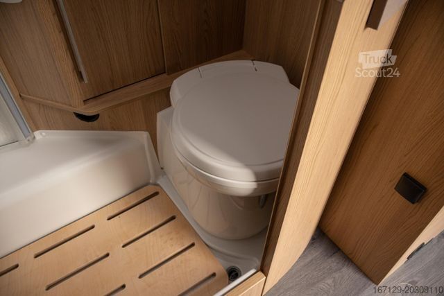 Camping-car semi-intégré LMC Cruiser V 646 G