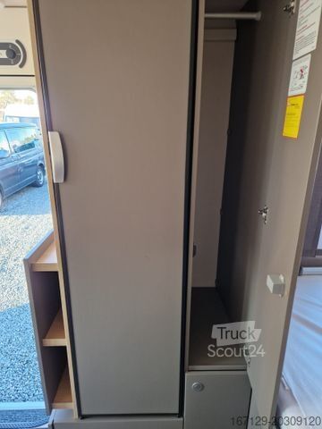 Daļēji integrēta kemperis LMC Tourer Lift H 630 Fiat