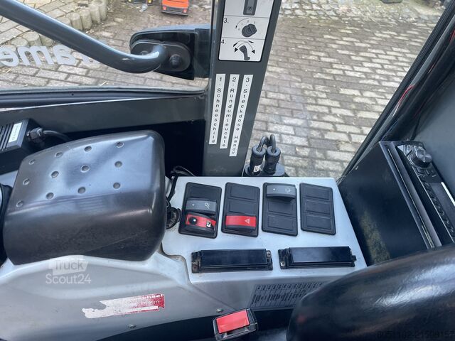 Nakladač KRAMER 350 /5035