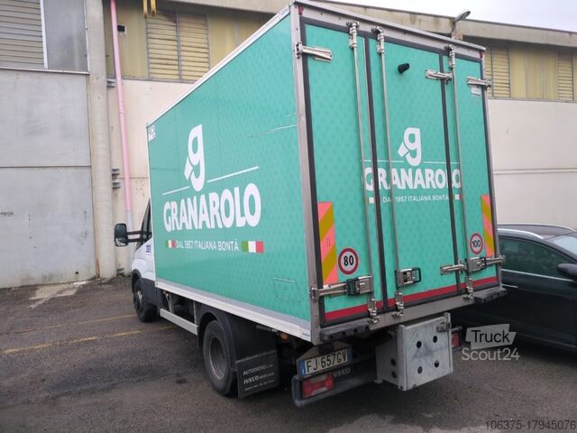 Soğutucu kasa panelvan IVECO Daily  60C15