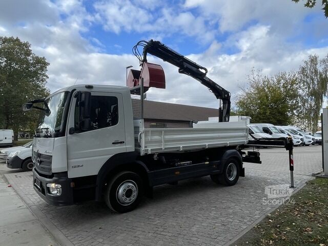Trīspusējs kravas pašizgāzējs mercedes-benz Atego 1224 Dreiseitenkipper Kran Greifer *Klima*