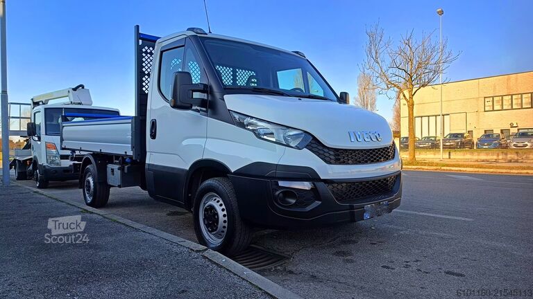 трьохсторонній самоскид-фургон Iveco Daily 35