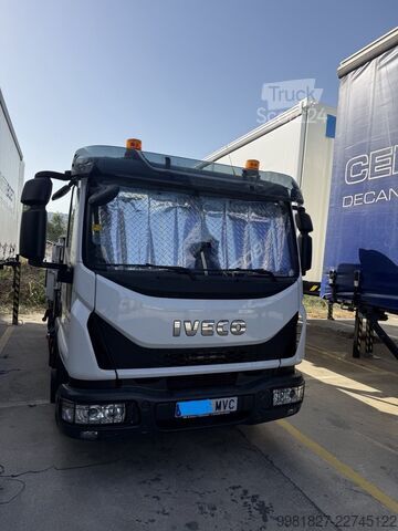 رافعة مثبتة على شاحنة Iveco 80-220