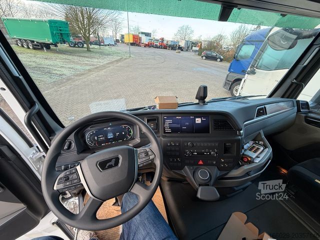 Biltransport lastbil MAN Baumaschinen-  Arbeitsbühnentransporter Rampen