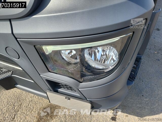 Koffer Mercedes Actros 2532 6X2 2000kg Ladebordwand Lift + Stee...