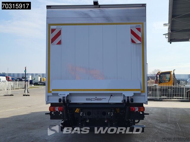 Koffer Mercedes Actros 2532 6X2 2000kg Ladebordwand Lift + Stee...