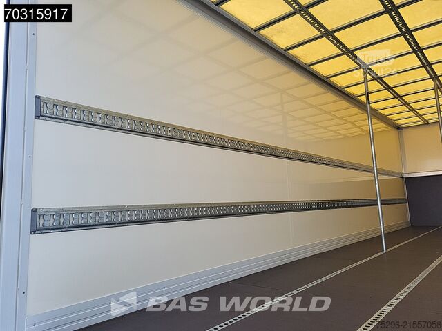 Koffer Mercedes Actros 2532 6X2 2000kg Ladebordwand Lift + Stee...