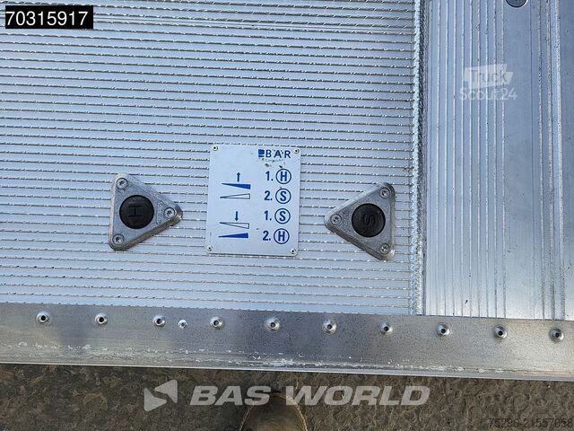 Koffer Mercedes Actros 2532 6X2 2000kg Ladebordwand Lift + Stee...