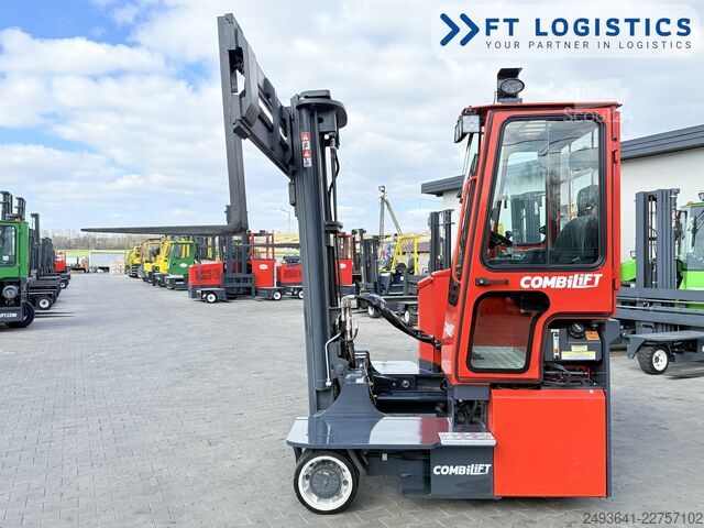 Chariot élévateur multidirectionnel Combilift C3000ET TRIPLEX 5940 WIDE FORK POSITIONE