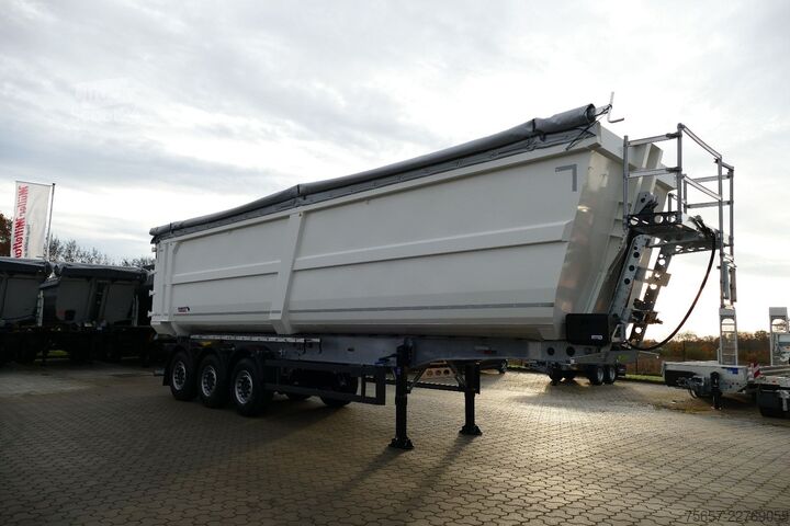 Semi-remorque benne SCHMITZ CARGOBULL 3-achs 55,5m³ Stahlmulde Flügeltüren