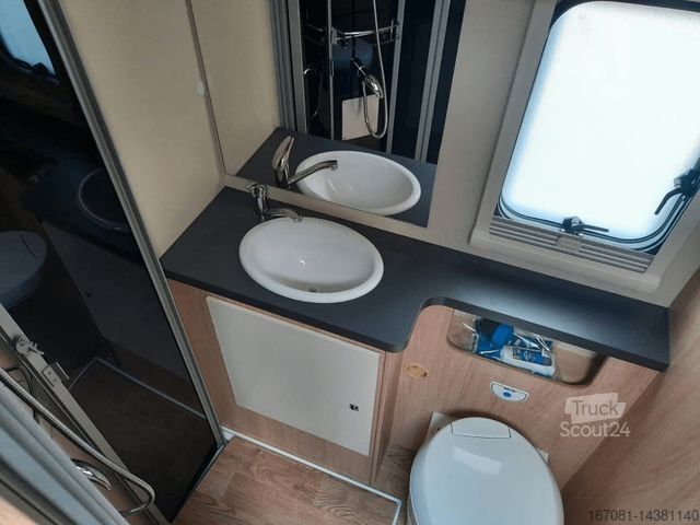 Semi-integrated camper GIOTTILINE Siena 385 Peugeot