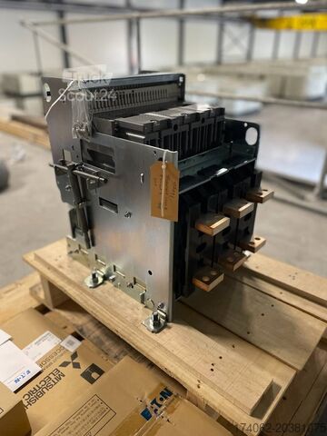 Machine de chantier Mitsubishi Circuit breaker 1000A - AE1000-SW 3P - DPX-12648
