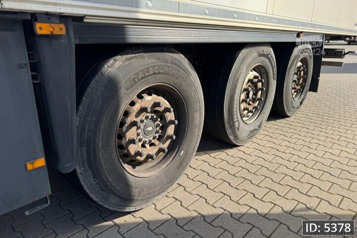 Chladírenská/mrazírenská přeprava Schmitz Cargobull SKO 24 / Disk brakes / Carrier Vector 1550 / Pa...