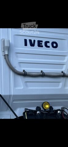 Tractora standard Iveco Stralis 500