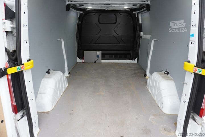 Skåpbil Ford Transit Custom 2.0 TDCI 130PK L2 EURO 6 - Airco...