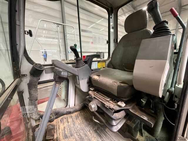 Midi багер Takeuchi TB 175