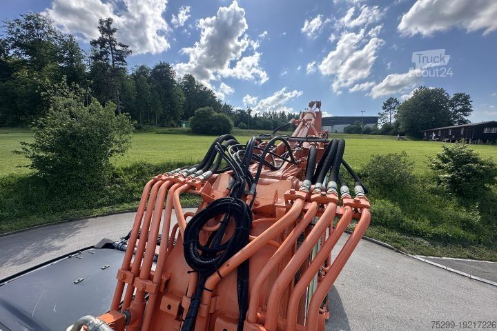 Гусеничний екскаватор Hitachi ZX210W Lehnhoff Schnellwechsler / Swiss-Vehicle