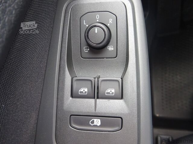 Furgão de painéis FORD Transit Connect Limited L2 Kasten AWD Stndhz AHK